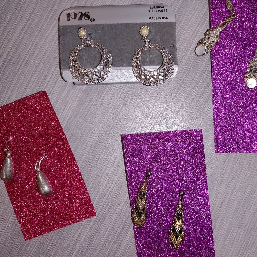 Vintage Costume Jewelry